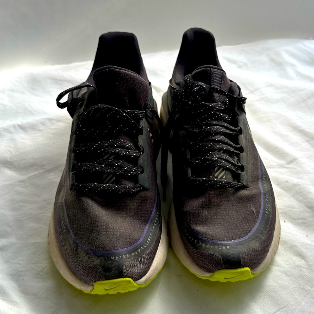 Original Nike Legend React Shoes size 7.5 - Picture 2 of 7